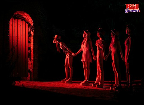 Red Velvet*