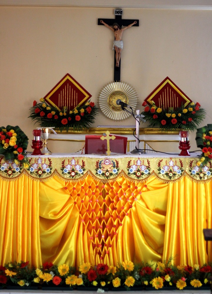 Catholic Altar⛪#Crucifix✝️