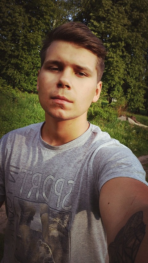 п