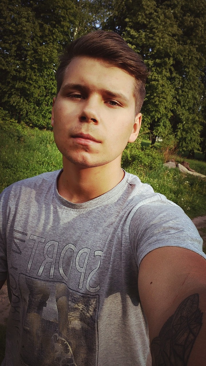 п