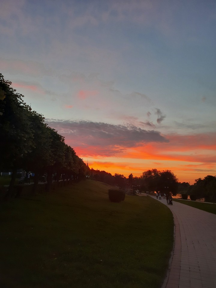 Sunset in love?