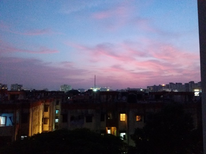 Pinkie sky