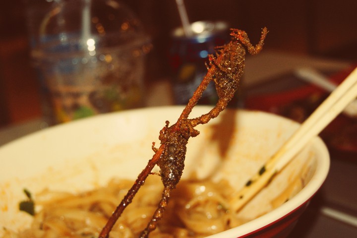 scorpion grillé