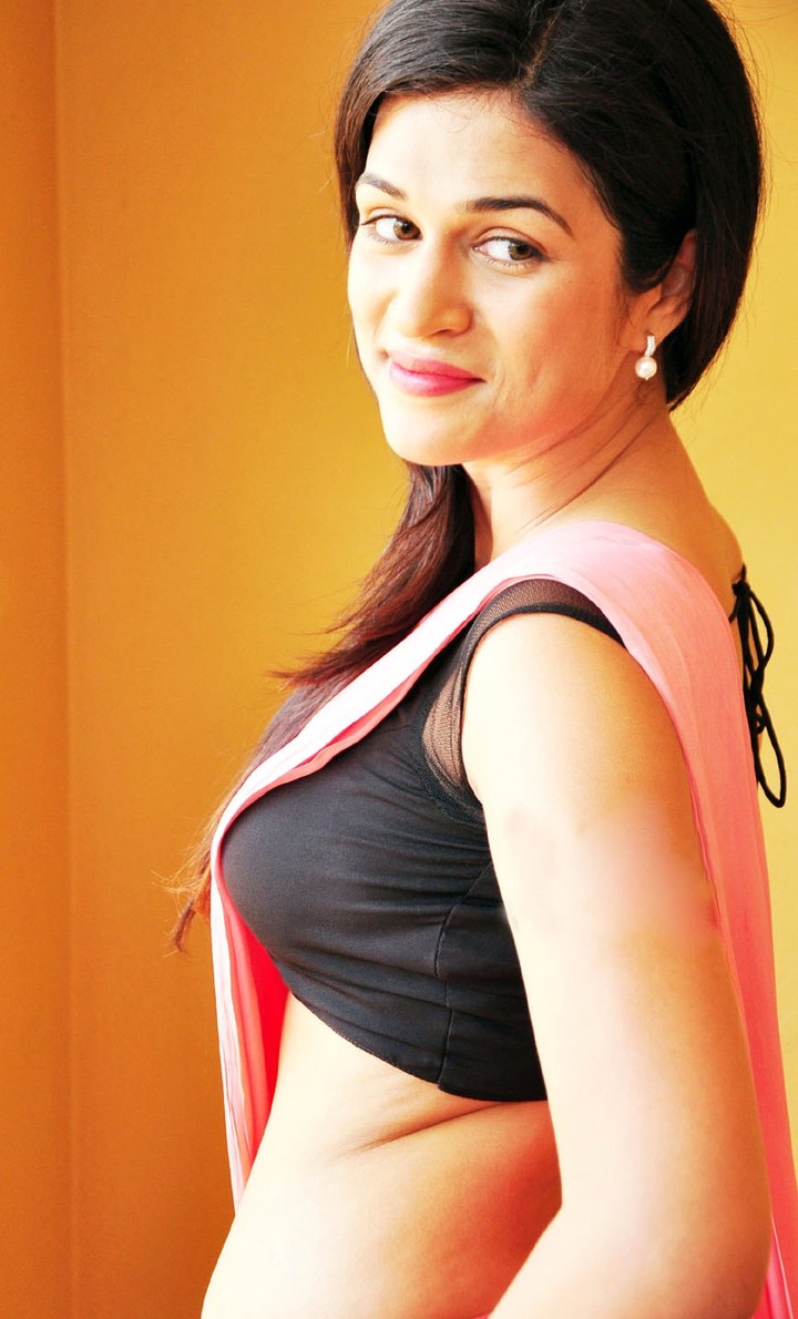 shraddha das