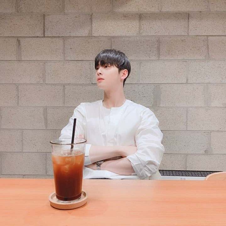 Eun Woo
