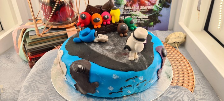 Among us cake