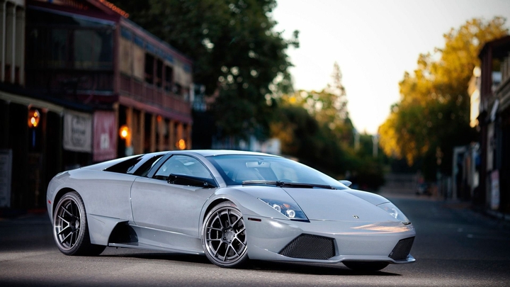 Lamborghini ?