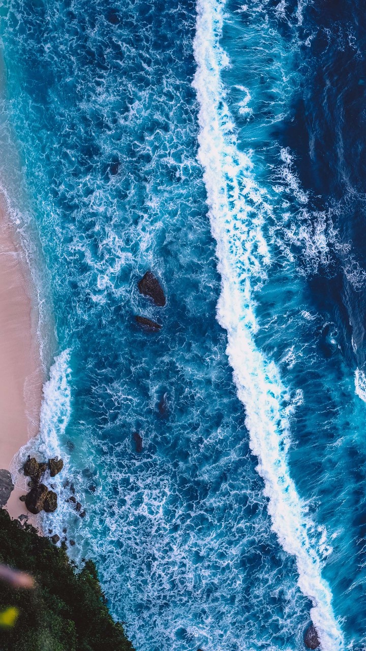 Azotado por el mar