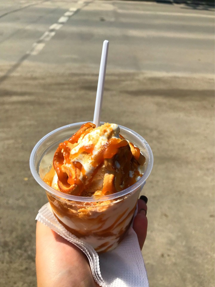 Caramel ice-cream