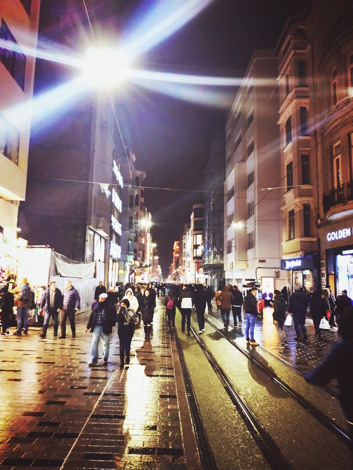 Taksim lstiklal Caddesi