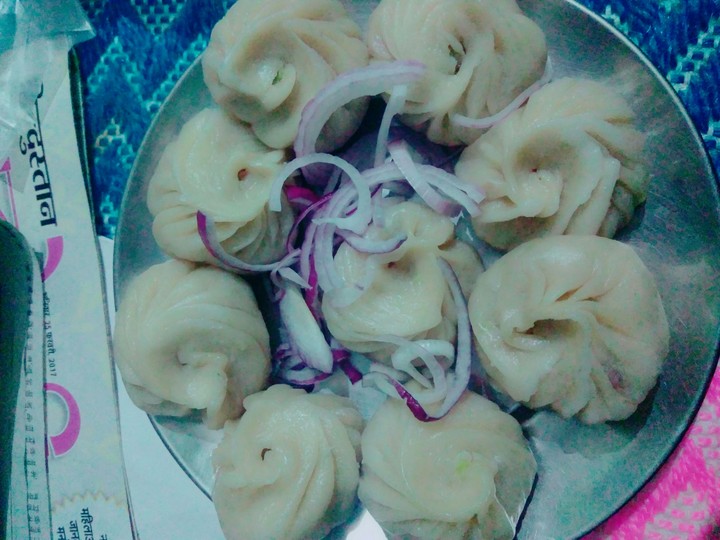 momos
