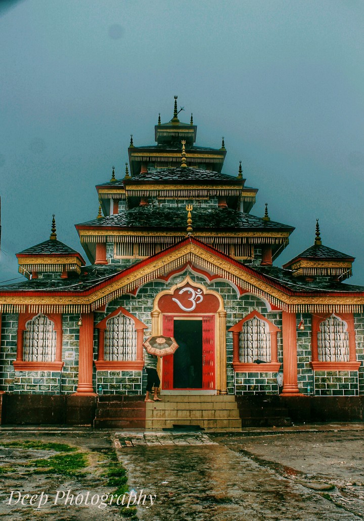 Surkanda devi at dhanaulti masoori