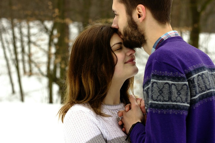 kiss
