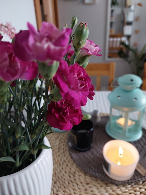 тапети purple, Table