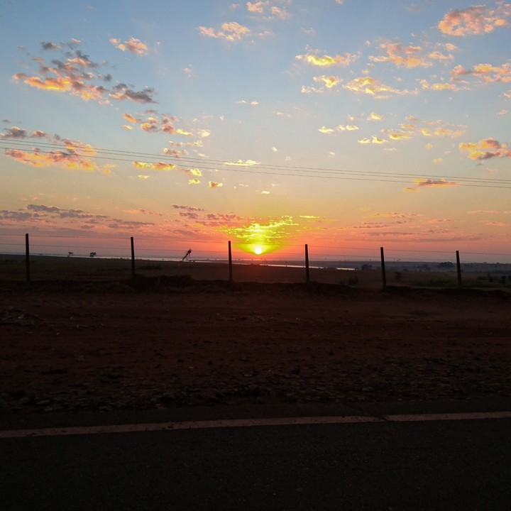 morning in road