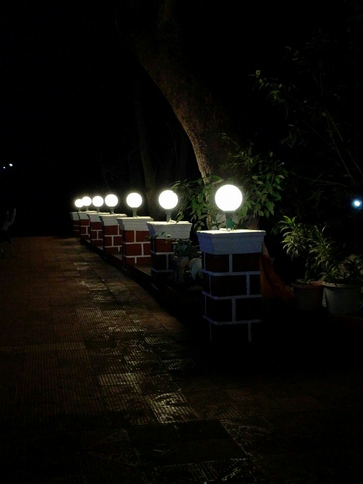 Lights...