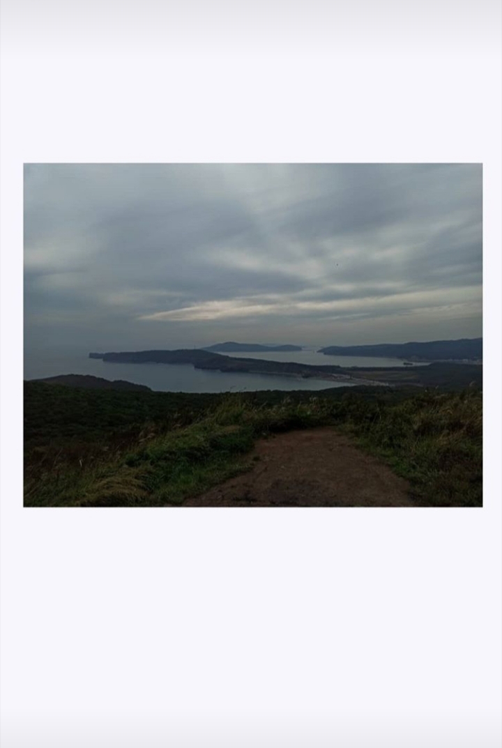 море