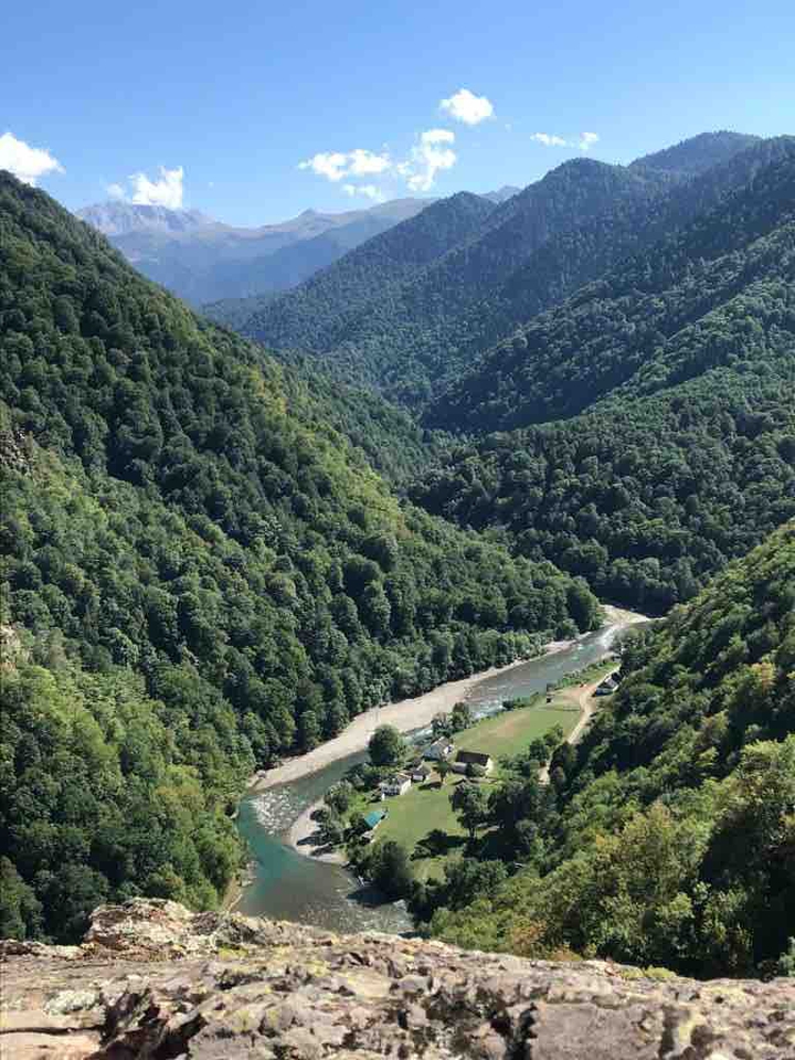 горная река