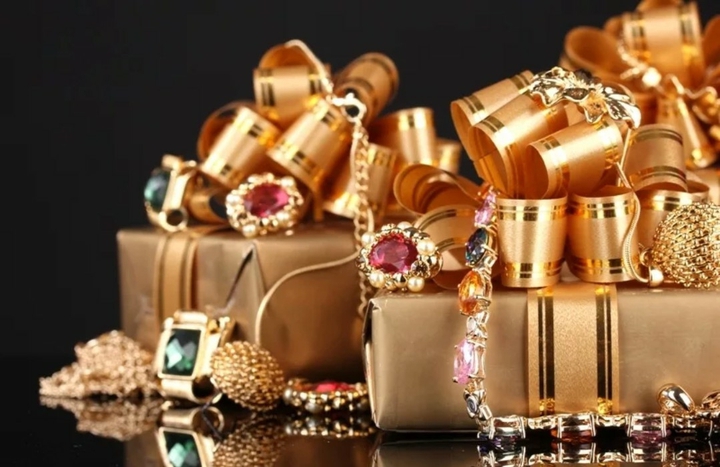 jewellery