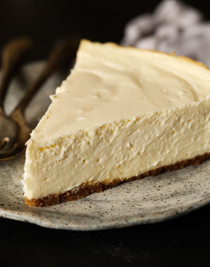 Homemade cheesecake