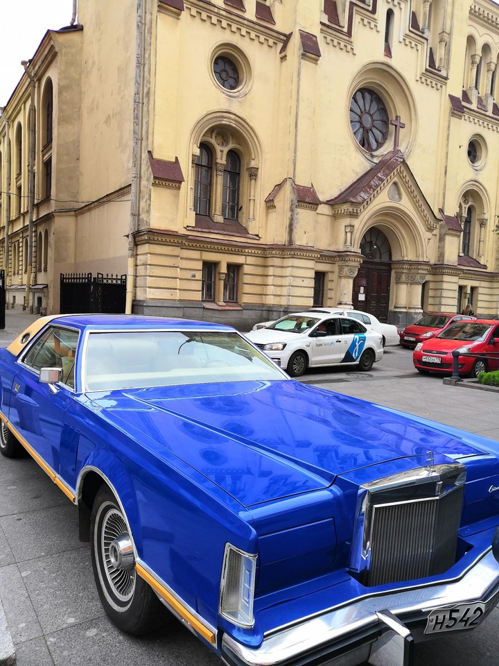 lincoln continental