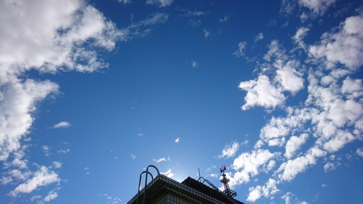 青い空