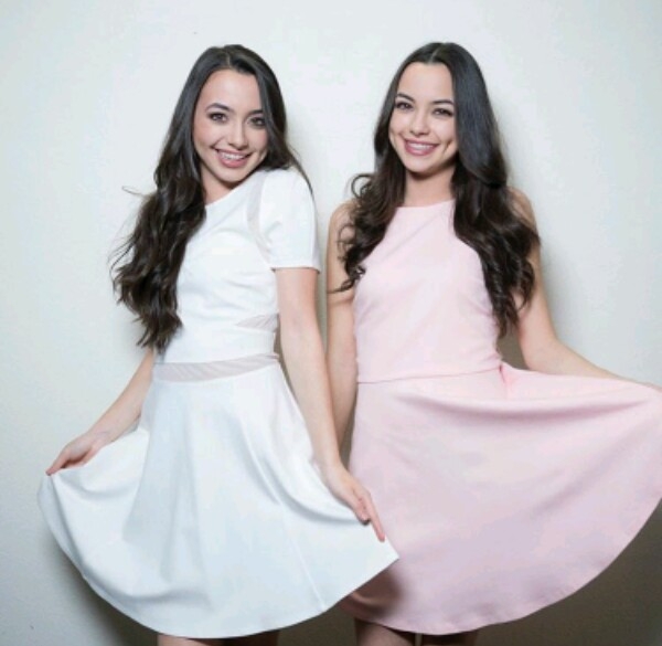 Merrell twins
