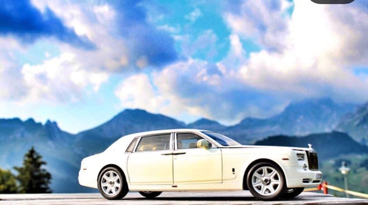 rolls royce phantom