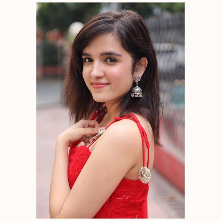 shirly setia