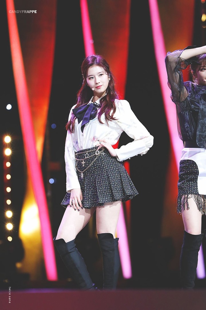 사나