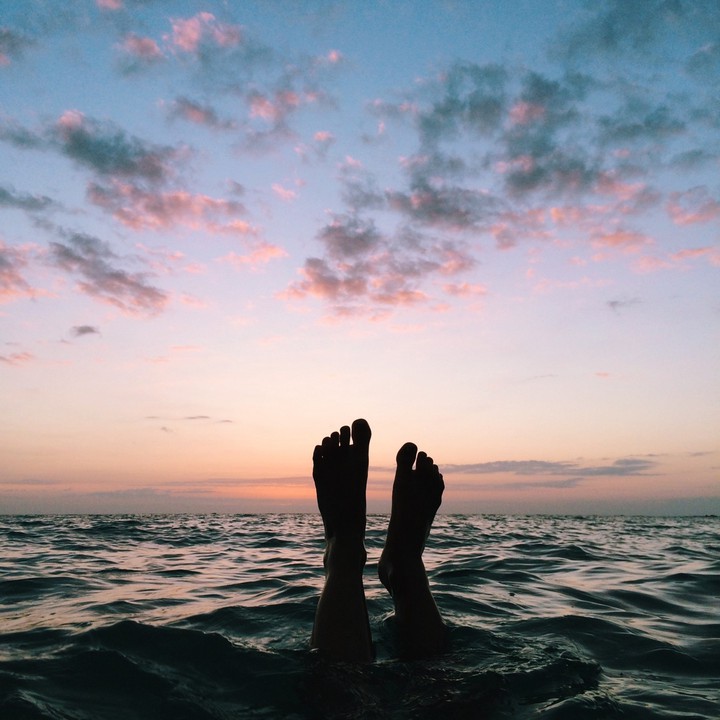 Feet up in the Sky