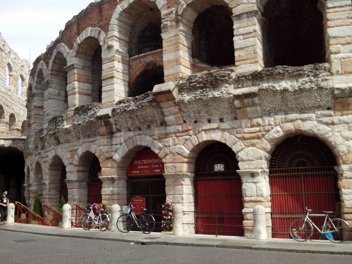 Bikes, building, shop, love..