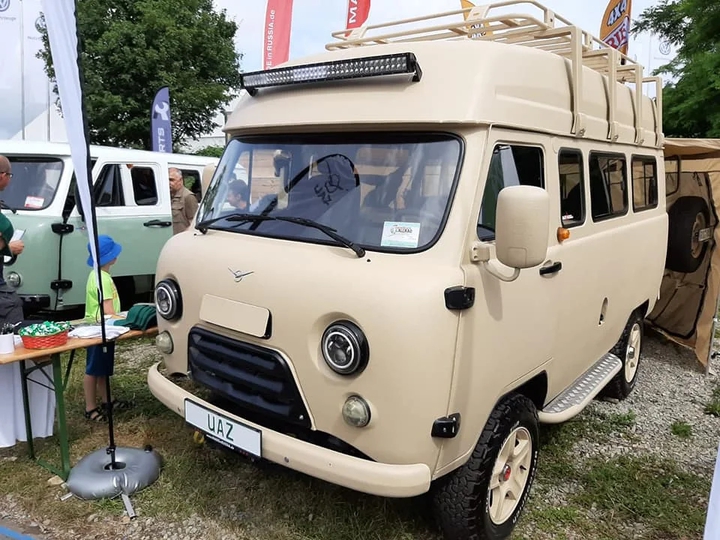 uaz