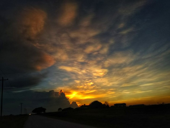 the beauty of sunsets! ?