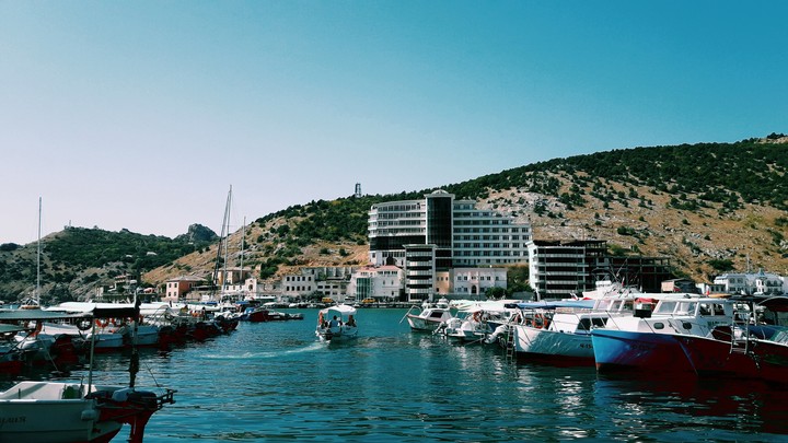 Sunny bay
