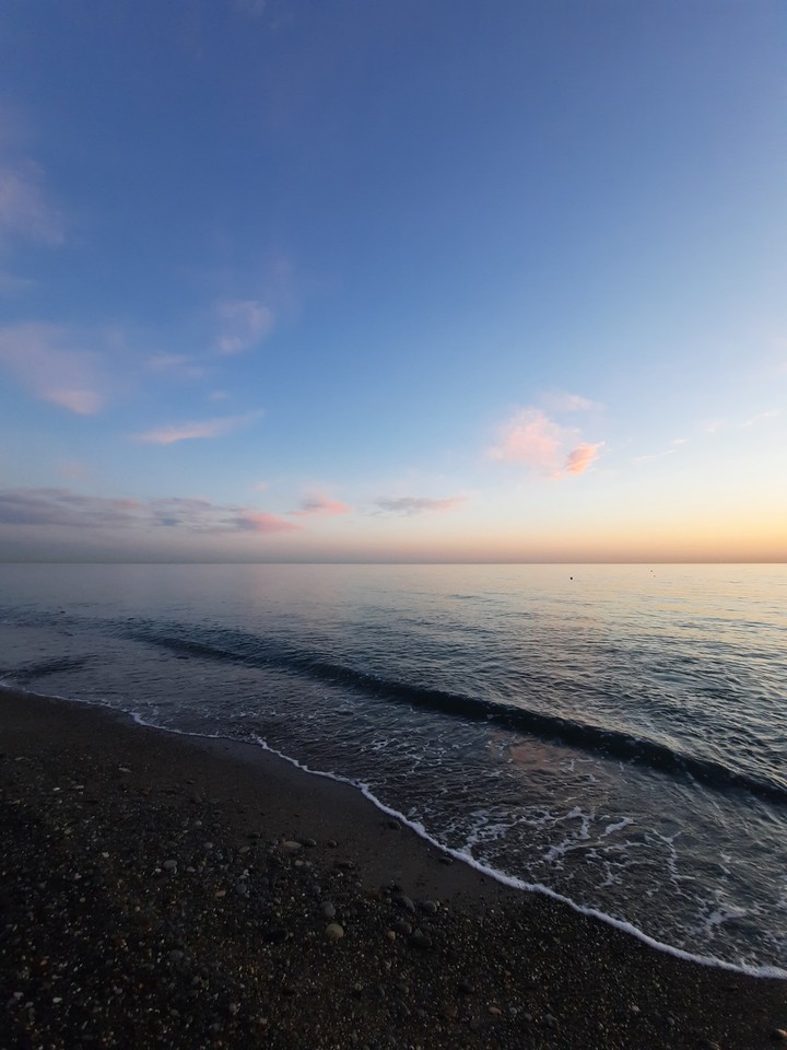 море