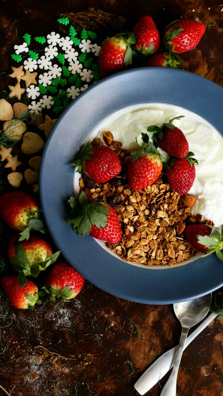 oats and strawberry