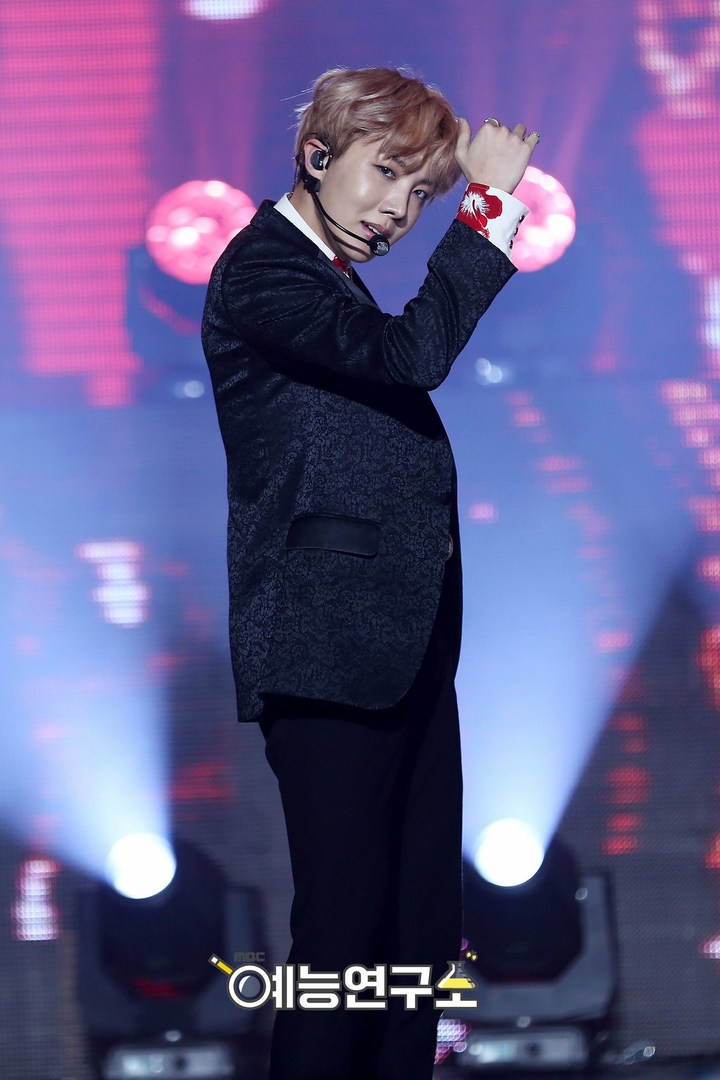 BTS~J-Hope