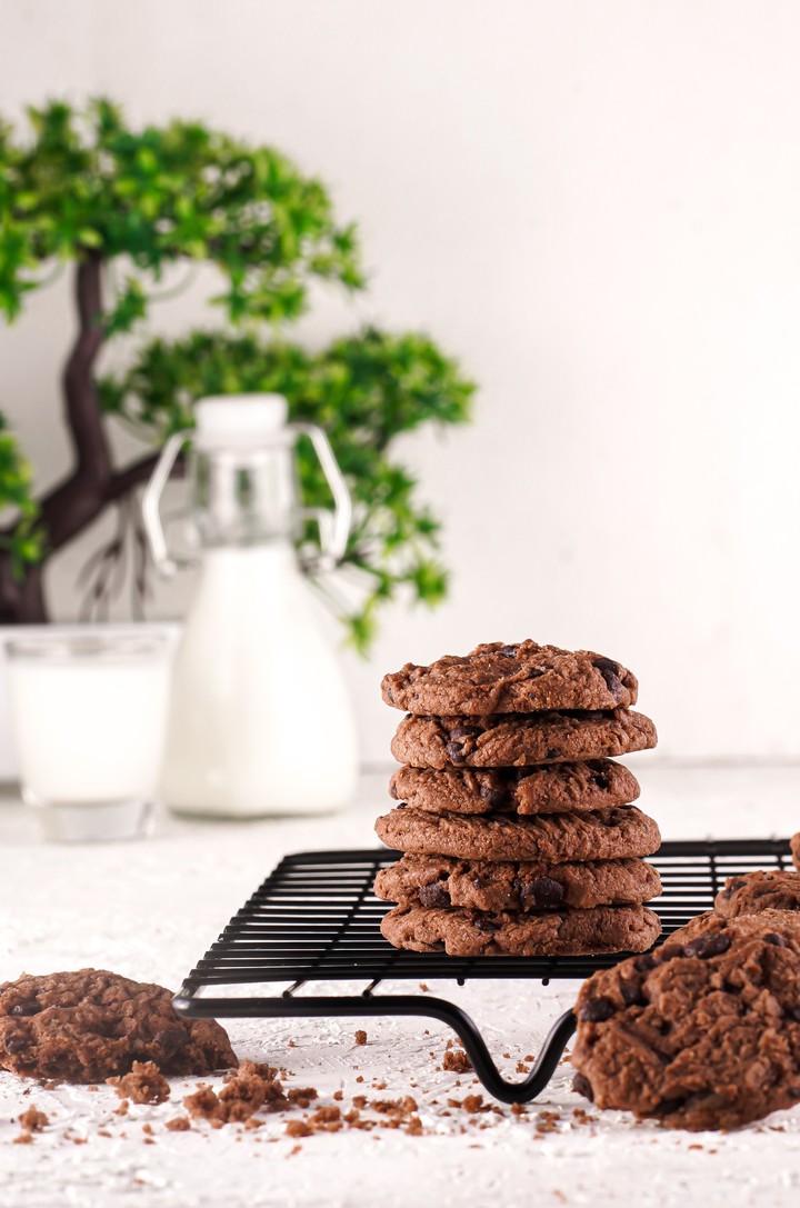 It's time for cookies and milk