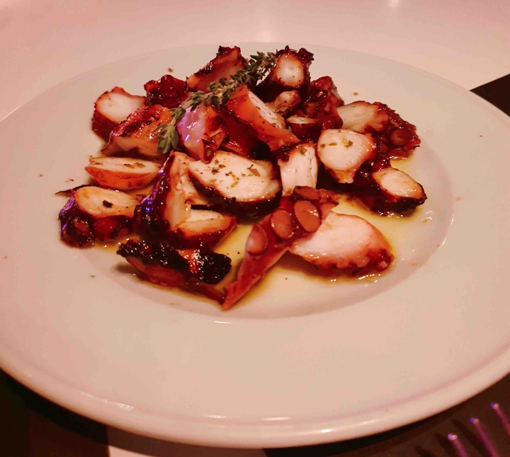 Octopus food