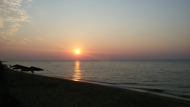 sea sunrise