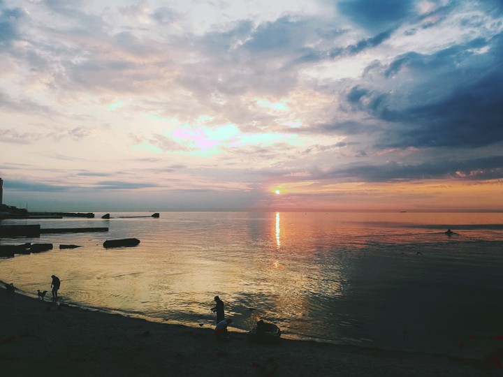 море