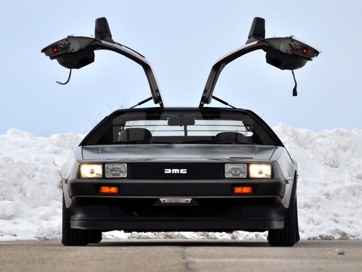 delorean dmc 12