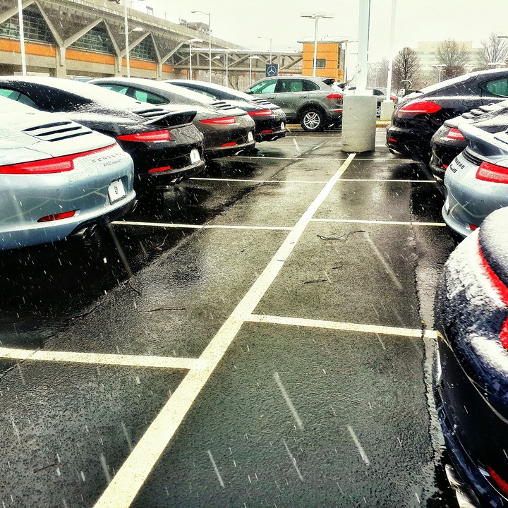 Washington Porsche Office