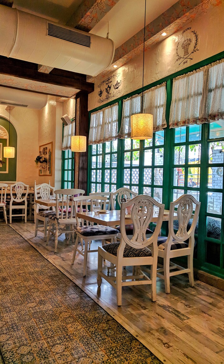 Cafe.