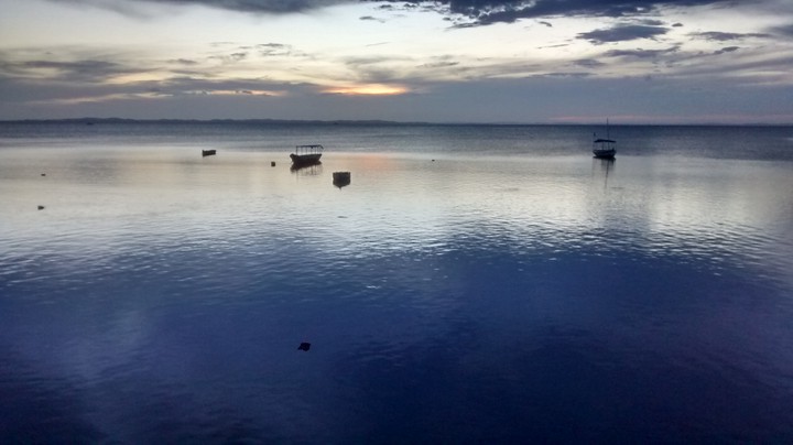 fim de tarde beira mar