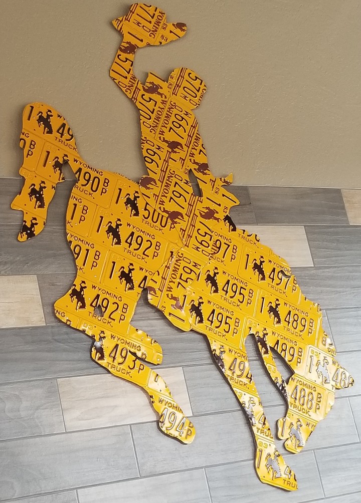 Wyoming Cowboys Bucking Horse