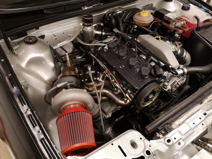 straight 4 cylinder audi 80 big turbo
