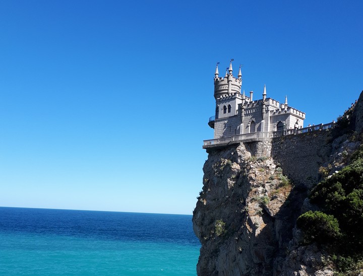 Ласточкино гнездо