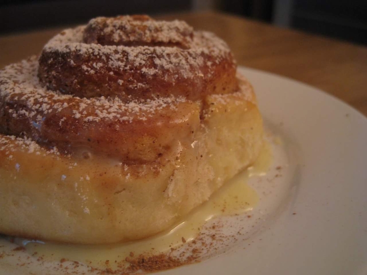 Cinnamon roll